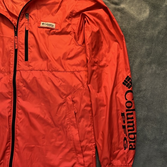 Columbia PFG Windbreaker - coral/navy - Small - Picture 4 of 13
